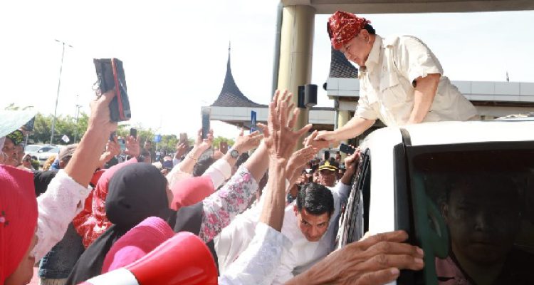 Tiba Di Sumatera Barat Seruan Prabowo Presiden Menggema Detik Merdeka BKSmqzXMrY