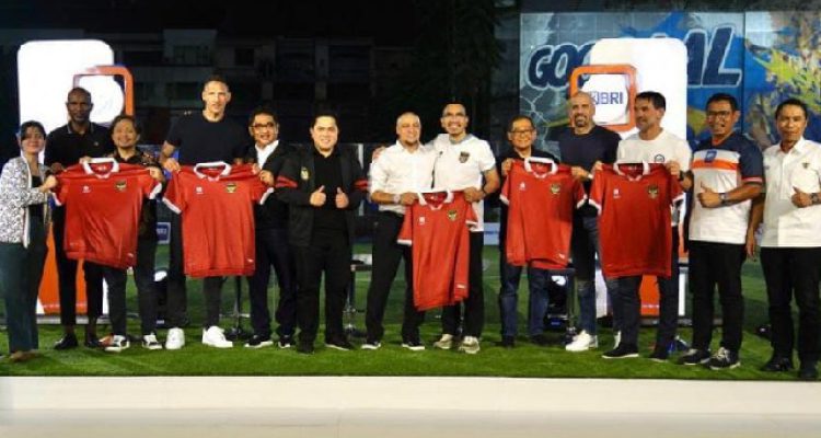 Lima Legenda Sepakbola Diundang Erick Thohir Untuk Latih Pemain Muda Detik Merdeka KTGkw4jeZR