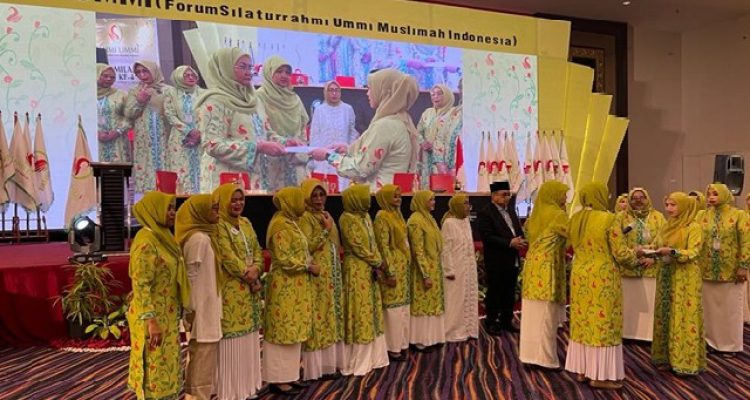 Ratusan Muslimah Fahmi Ummi Se Indonesia Deklarasi Dukung Prabowo Gibran Detik Merdeka PxloQt8km8