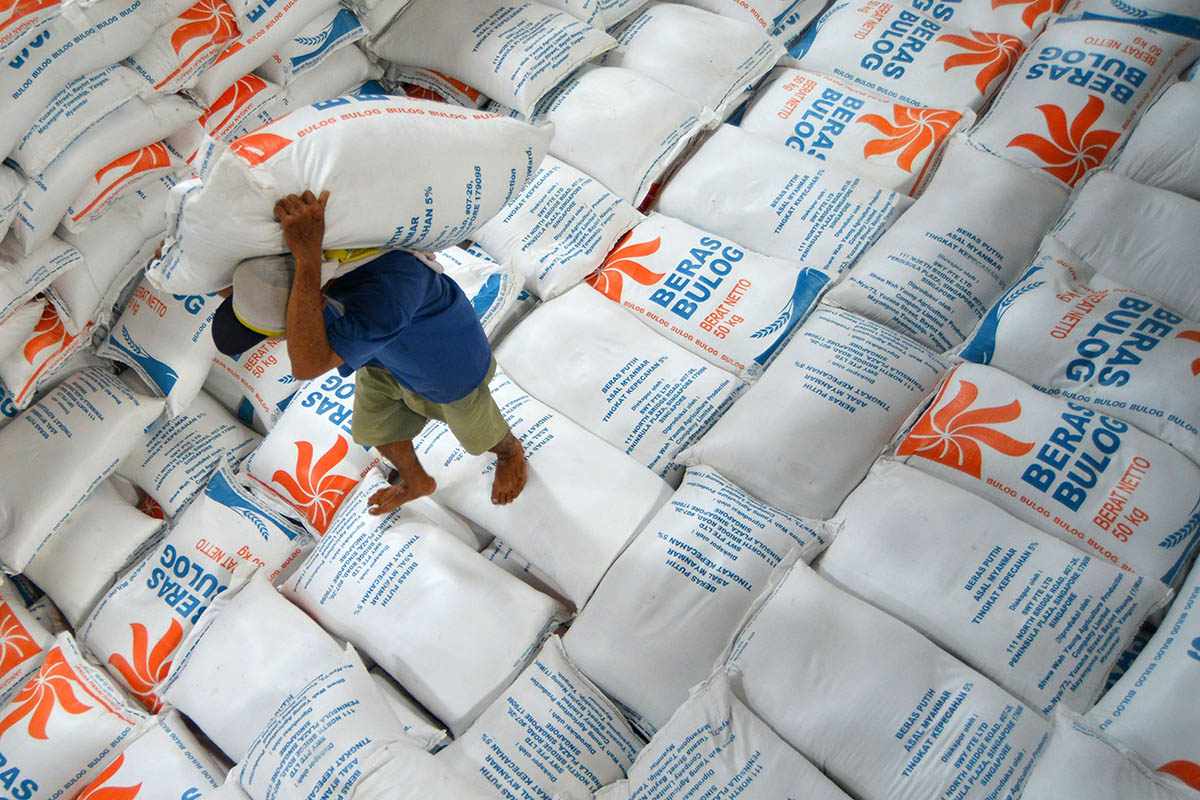 Cadangan beras di gudang Bulog