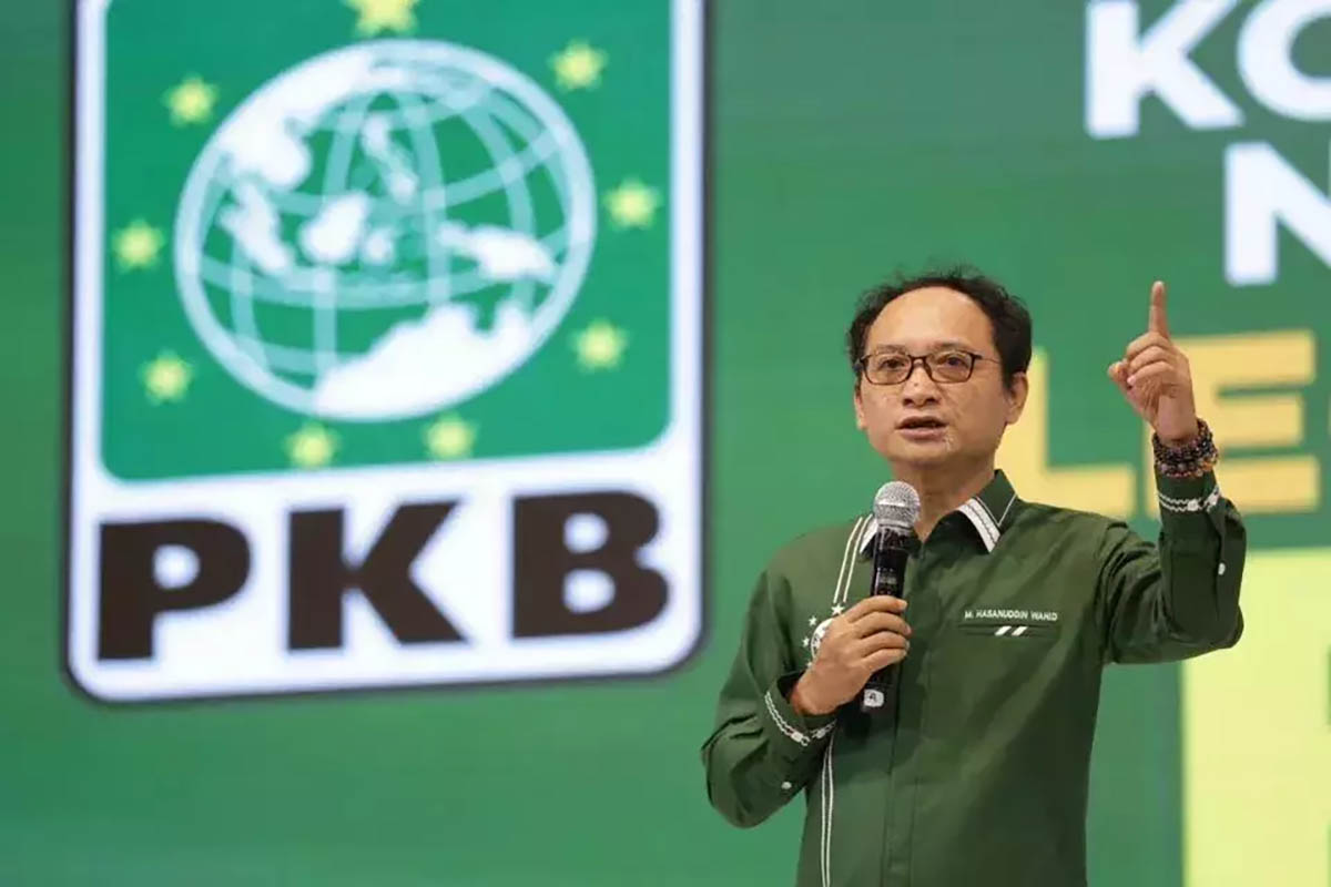 M Hasanuddin Wahid, Anggota Komisi XI DPR