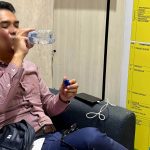 Wakil Ketua Umum PSI, Ronald Aristone Sinaga atau Bro Ron, melaporkan dugaan pemukulan yang viral di media sosial ke Polsek Menteng, Jakarta Pusat
