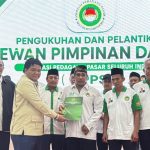 Ketua Harian APPSI Don Muzakir melantik pengurus DPD APPSI Kabupaten Karawang