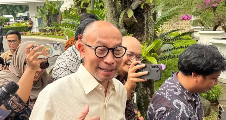 Chatib Basri dipanggil Presiden Prabowo Subianto ke Istana Kepresidenan Chatib Basri dipanggil Presiden Prabowo Subianto ke Istana Kepresidenan