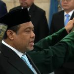 Presiden Prabowo Subianto melantik Presiden Konfederasi Serikat Pekerja Indonesia (KSPI), Said Iqbal, sebagai Penasihat Khusus Presiden Bidang Ketenagakerjaan dan Kesejahteraan Buruh di Istana Negara, Jakarta, pada Senin, 8 Juni 2026.