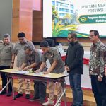Don Muzakir-penandatanganan nota kesepahaman (MoU) Beasiswa untuk anak petani Don Muzakir Ketua Umum DPN Tani Merdeka Indonesia menyaksikan penandatanganan nota kesepahaman (MoU) beasiswa untuk anak petani dengan Sekolah Tinggi Ilmu Ekonomi Indonesia (STIESIA) Surabaya, pada Kamis 17 Juli 2026.