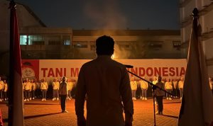 Don Muzakir Ketua Umum DPN Tani Merdeka Indonesia menutup Diklat ke 4 Tani Merdeka Indonesia di Medan.