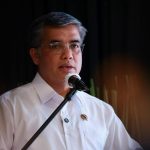 Menaker Yassierli dalam acara Kemnaker dan BNSP Fasilitasi 15 Skema Sertifikasi Kompetensi untuk Lulusan MagangHub