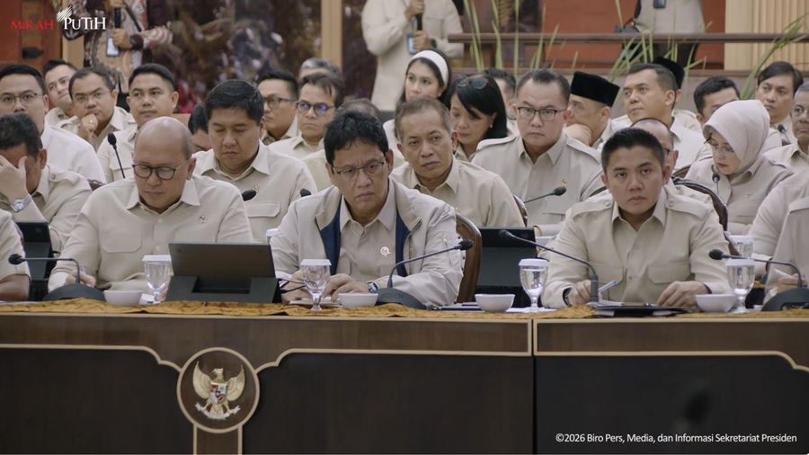 Menteri Keuangan (Menkeu), Purbaya Yudhi Sadewa saat mengikuti Taklimat
