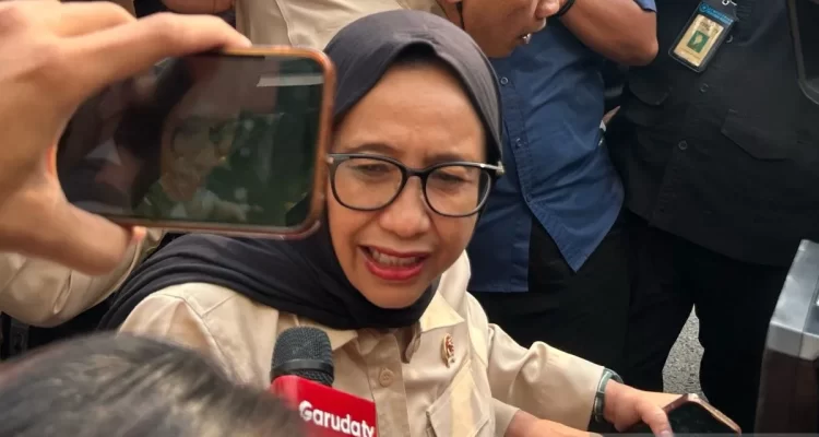 Nanik S Deyang