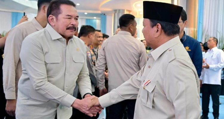 Presiden Prabowo Subianto bersama Jaksa Agung RI ST Burhanuddin