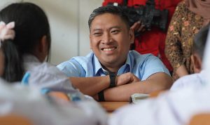 Sudaryono Sudaryono Kepala Badan Gizi Nasional, Sudaryono, mengunjungi langsung Sekolah Dasar Negeri Bantarjati 09, Bogor, pada Jumat, 24 Juli 2026 Pagi, memastikan distribusi Makan Gizi Gratis di sekolah.