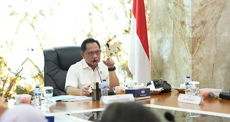 Mendagri Tito Karnavian usulkan pembatasan biaya kampanye pilkada untuk mencegah korupsi.