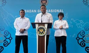 Sudaryono Kepala Badan Gizi Nasional (BGN), (tengah).