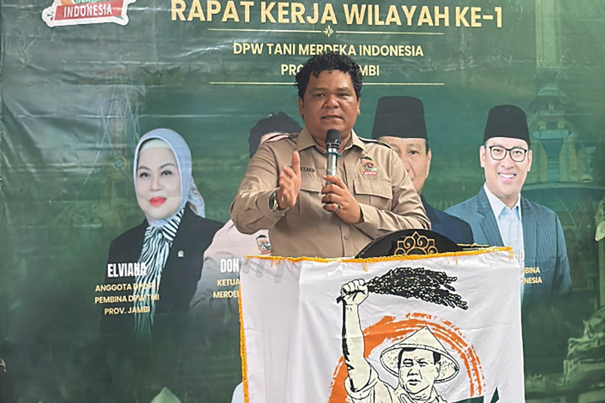Don Muzakir Ketua Umum DPN Tani Merdeka Indonesia.