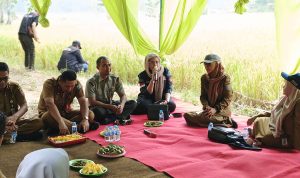 Hj Helda Rina Ketua DPD Tani Merdeka Indonesia Kabupaten Banjar.