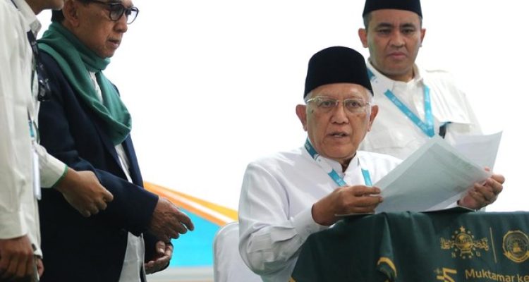 KH Abdul Hakim Mahfudz atau Gus Kikin Ketua Umum Pengurus Besar Nahdlatul Ulama (PBNU).