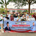 Kolaborasi Perempuan Merdeka Indonesia, Ikatan Mahasiswa Pascasarjana (IMPAS) Aceh–Jakarta Raya, Tani Merdeka Indonesia, Pedagang Pejuang Indonesia Raya (PAPERA), Asosiasi Pedagang Pasar Seluruh Indonesia (APPSI), serta tim medis dari PDUI menggelar bakti sosial di Tanjung Barat, Jakarta Selatan.