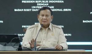 Presiden Prabowo Subianto memberikan arahan kepada 150 periset dari Badan Riset dan Inovasi Nasional (BRIN), di Istana, Jakarta, Kamis (6/8/2026).