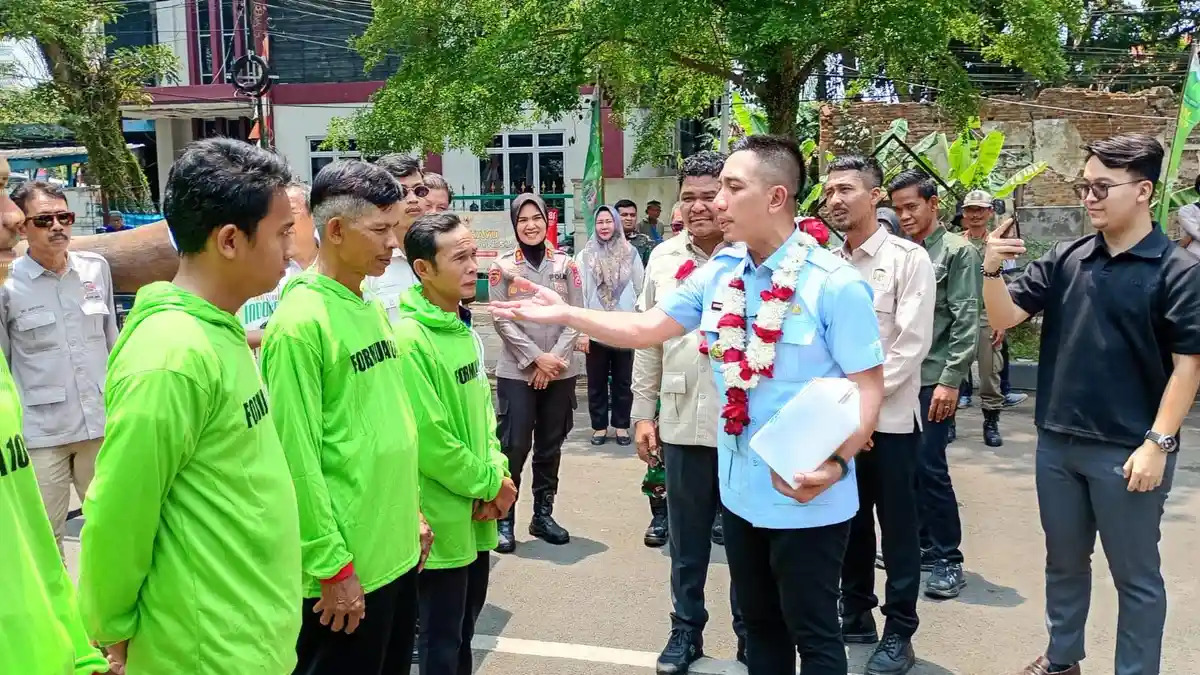 Bupati Lebak Mochamad Hasbi Asyidiki Jayabaya saat menghadiri acara Hari Tani Nasional ke-66 yang digelar DPN Tani Merdeka Indonesia di Kabupaten Lebak, Selasa (23/9/2026).
