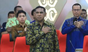 Anggota DPD RI asal Papua, Pdt. David Harold Waromi