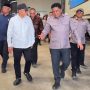 Don Muzakir Ketua Umum DPN Tani Merdeka Indonesia (kiri) bersama Zulkifli Hasan Menteri Koordinator Bidang Pangan, mengunjungi salah satu gudang bawang merah di Kabupaten Brebes, Sabtu 12 September 2026.