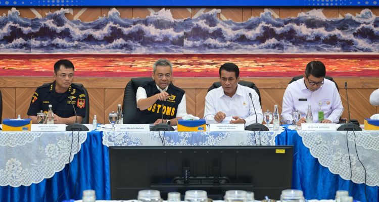 Suahasil Nazara Menteri Keuangan dan Amran Sulaiman Menteri Pertanian Andi.