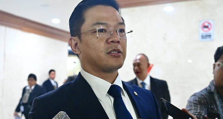 Sugiono Sekretaris Jenderal DPP Partai Gerindra .