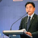Yusril Ihza Mahendra Yusril Ihza Mahendra Menteri Koordinator Bidang Hukum, HAM, Imigrasi, dan Pemasyarakatan.