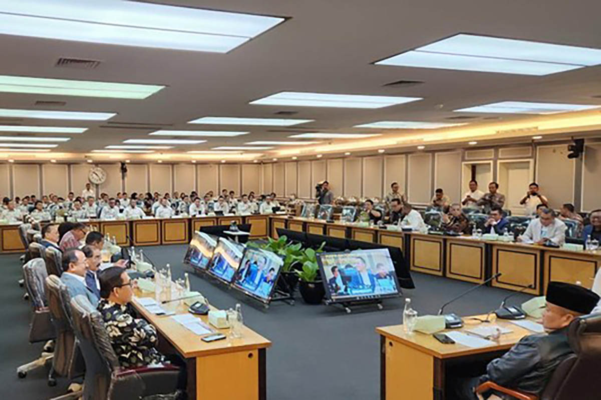 Rapat Komisi XIII DPR dengan Dirjenpas