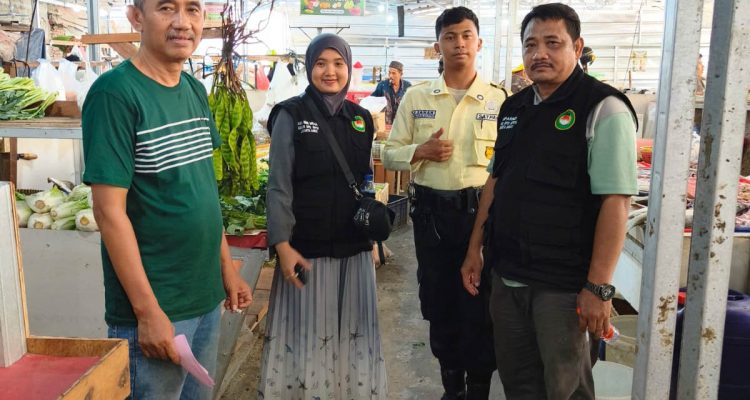 Pasar Jembatan Besi