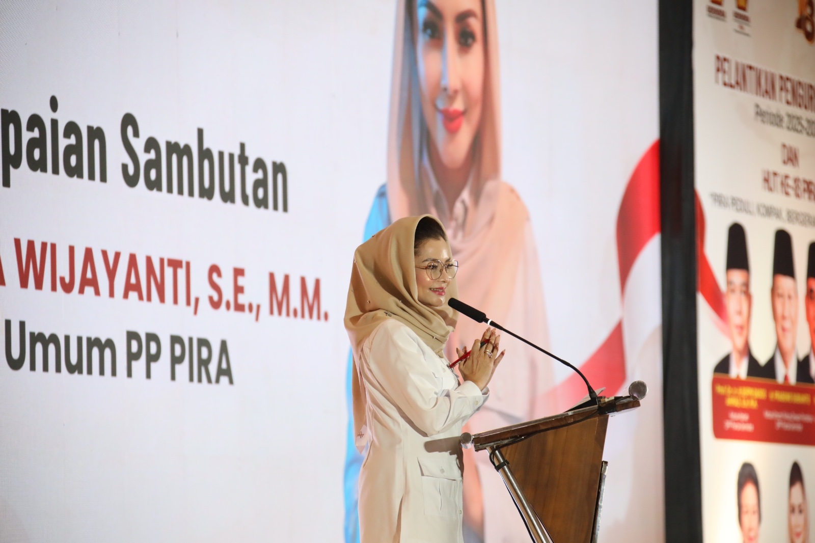 Ketua Umum Pimpinan Pusat Perempuan Indonesia Raya (PP PIRA), Dr. Hj. Novita Wijayanti